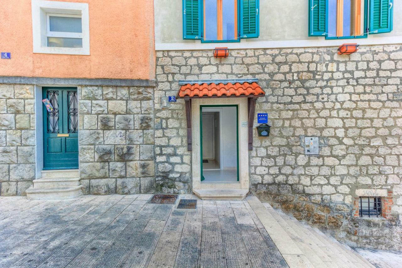 Apartment St.lucija *
